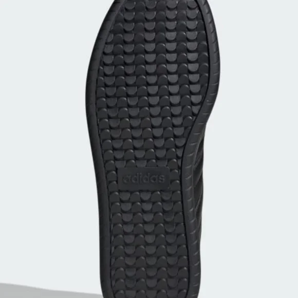 NWT-Adidas Barrenda Men's Black Sneakers - Picture 6 of 6